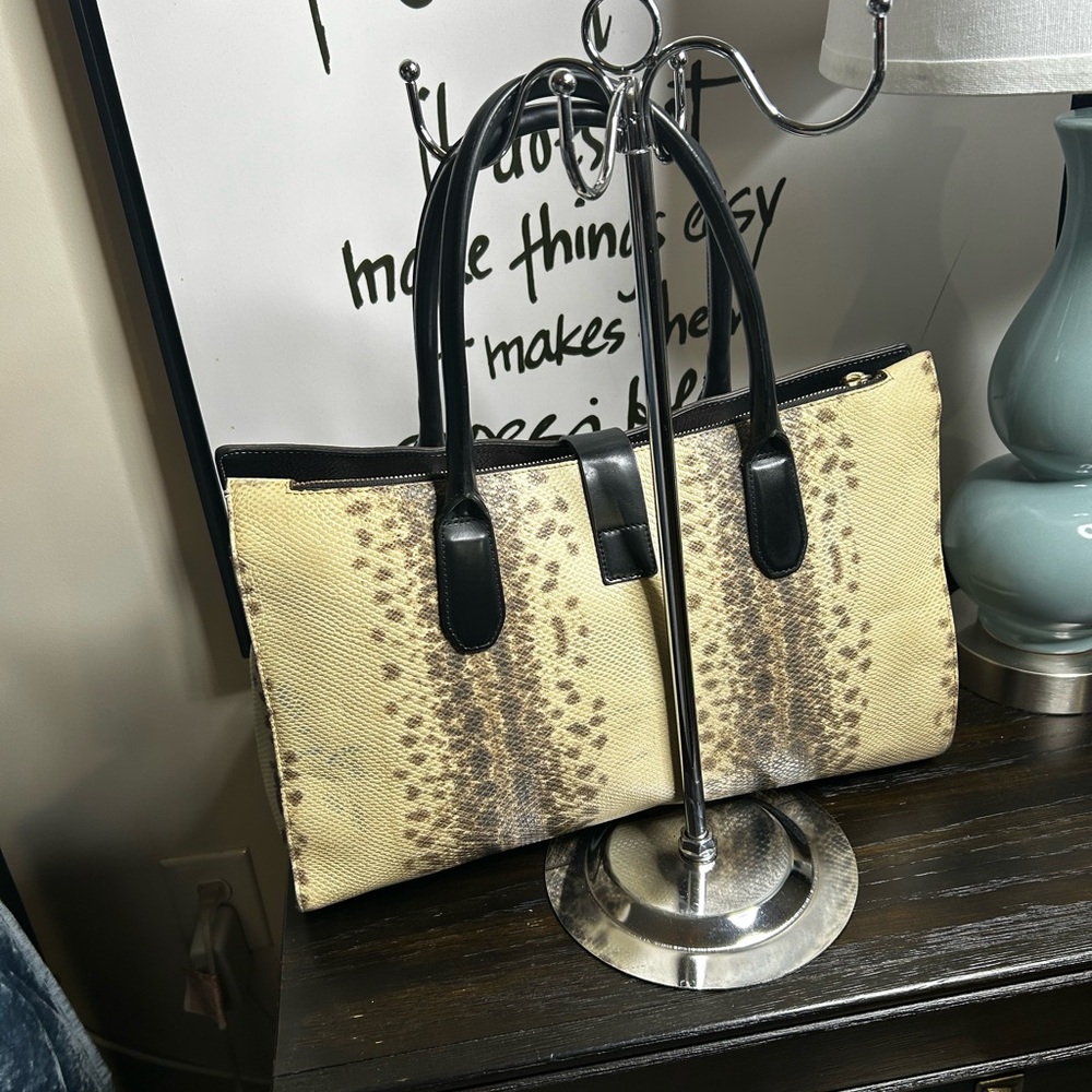 *Furla* Elegant Beige and Black Women's Bag